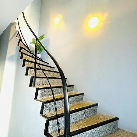 Aday - 2 Bedroom Bright 公寓 *